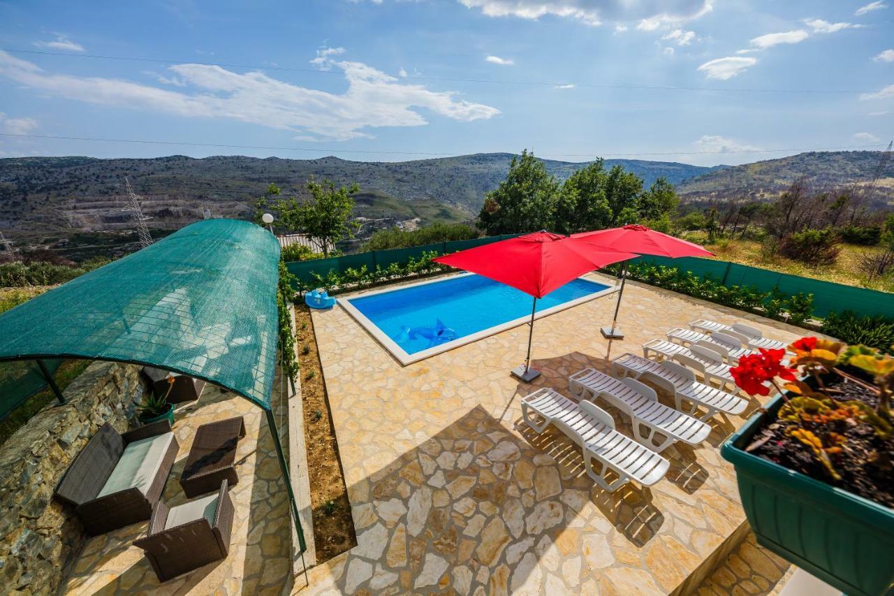 Holiday Home Cherry Tree Zrnovnica Экстерьер фото